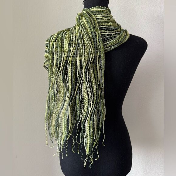 Franco Ferrari Green Metallic Textured Fringe Scarf Made in Italy Artsy - Picture 2 of 6